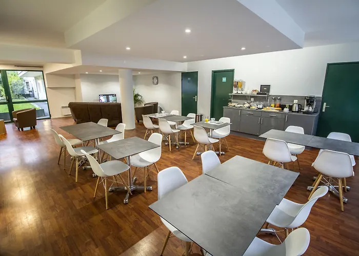 KOSY Appart'hôtel Le Champ De Mars Reims